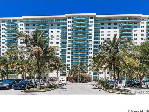 19390 Collins Ave # 09, Sunny Isles Beach FL 33160