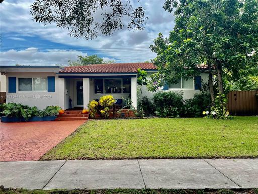 6017 SW 14th St, West Miami FL 33144