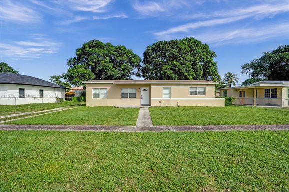 3441 NW 6th Ct, Lauderhill FL 33311