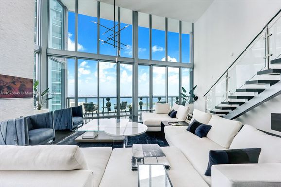 888 Biscayne Blvd # 5112, Miami FL 33132