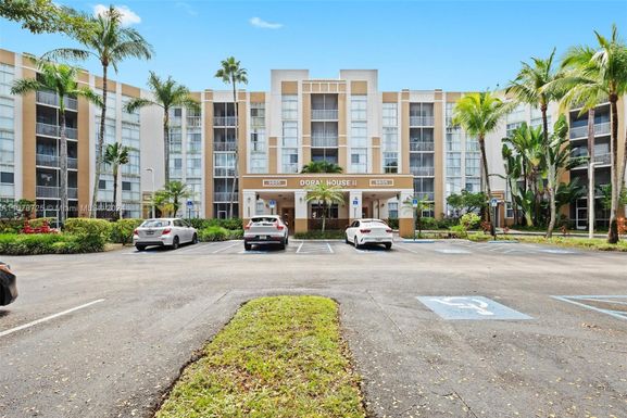 9805 NW 52nd St # 216, Doral FL 33178