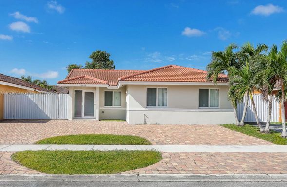 5930 SW 147th Ct, Miami FL 33193