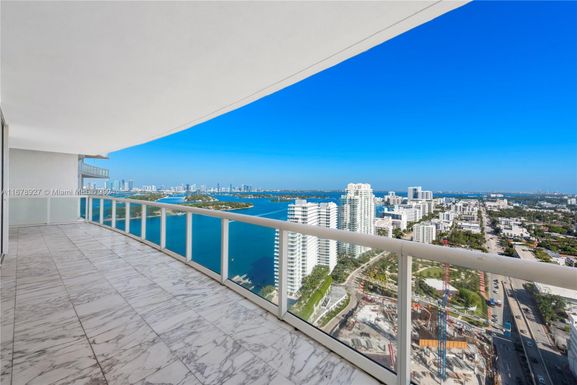 450 Alton Rd # 3206, Miami Beach FL 33139