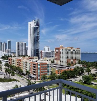 275 NE 18th St # 1401, Miami FL 33132