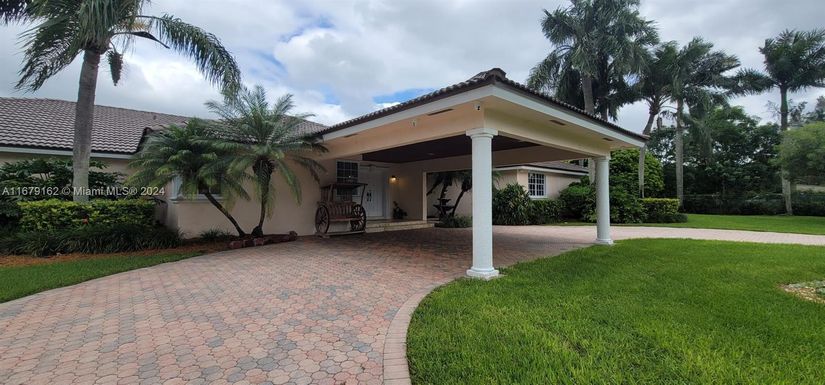 20961 SW 246th St, Homestead FL 33031