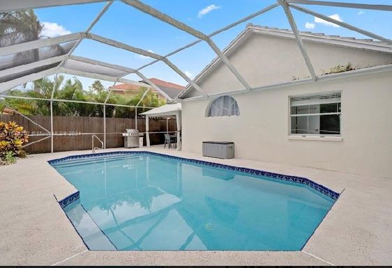 2002 Lake Breeze Ct, Wellington FL 33414