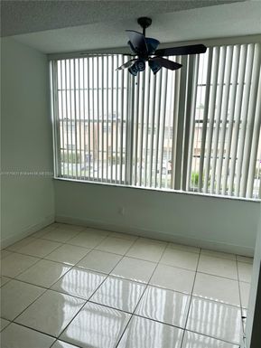 7355 W 4th Ave # 216, Hialeah FL 33014