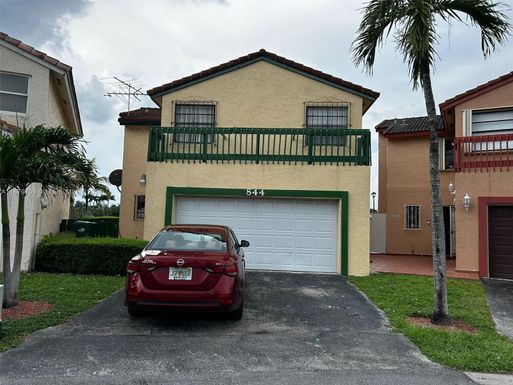 844 SW 134th Pl, Miami FL 33184