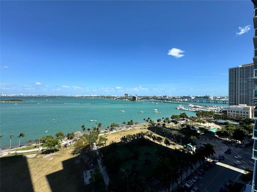 1900 N Bayshore Dr # 1401, Miami FL 33132