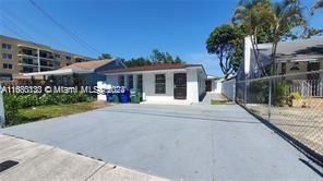 2623 NW 25th Ave # 2623, Miami FL 33142