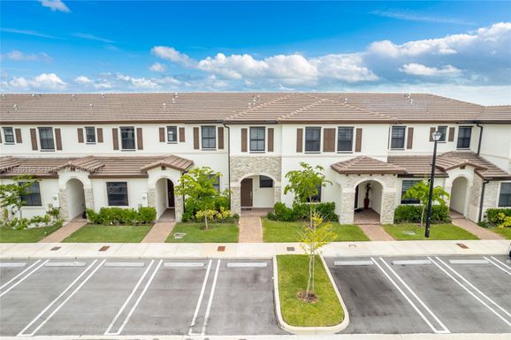 22990 SW 99th Ct # 22990, Cutler Bay FL 33190