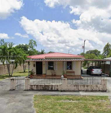 340 E 57th St, Hialeah FL 33013