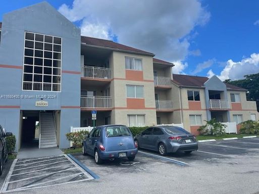 18890 NW 57th Ave # 206, Hialeah FL 33015