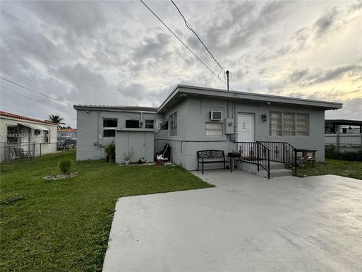 4851 SW 5th St, Miami FL 33134