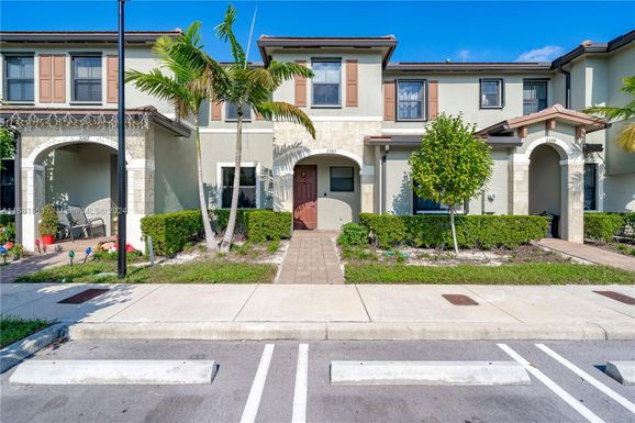 3363 W 106th Ter, Hialeah FL 33018