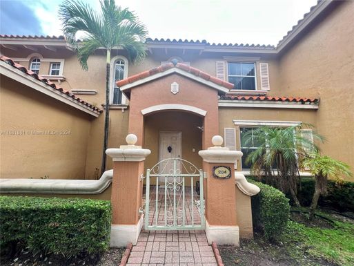 8550 NW 141st Ln # 204, Miami Lakes FL 33016