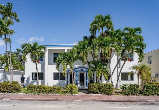 725 81st St # 2, Miami Beach FL 33141