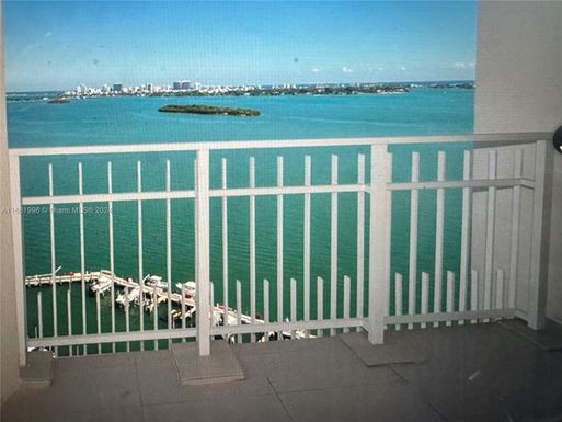 4000 Towerside Ter # 2201, Miami FL 33138