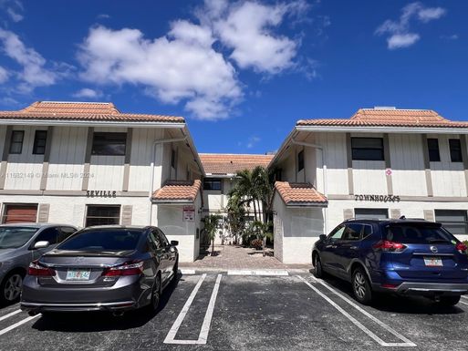 10789 Royal Palm Blvd # 4, Coral Springs FL 33065