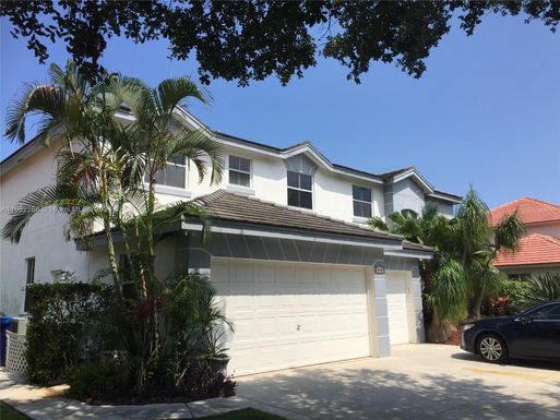 4755 Chardonnay Dr, Coral Springs FL 33067