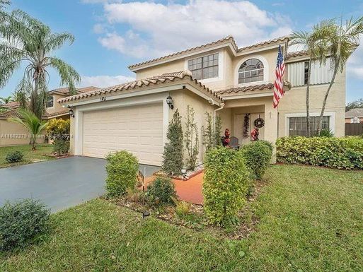 1431 SW 87th Way, Pembroke Pines FL 33025