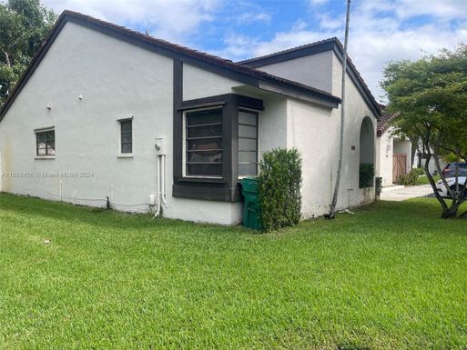 12393 SW 94th Ln, Miami FL 33186