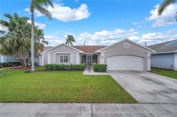 2550 SE 7th Pl, Homestead FL 33033