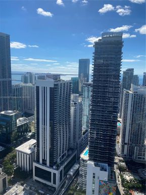 801 S Miami Ave # 5002, Miami FL 33130