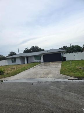 7904 Penny Ln # 7904, Fort Pierce FL 34951