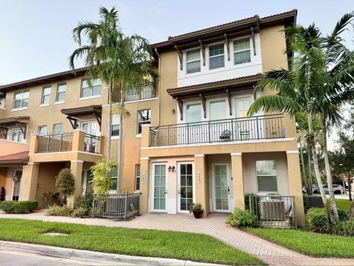 14665 SW 9th St # 1808, Pembroke Pines FL 33027