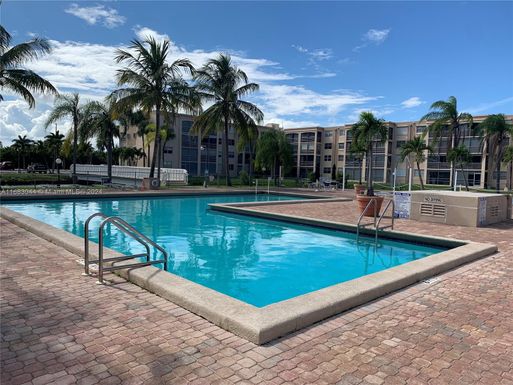 505 E Dania Beach Blvd # 2J, Dania Beach FL 33004