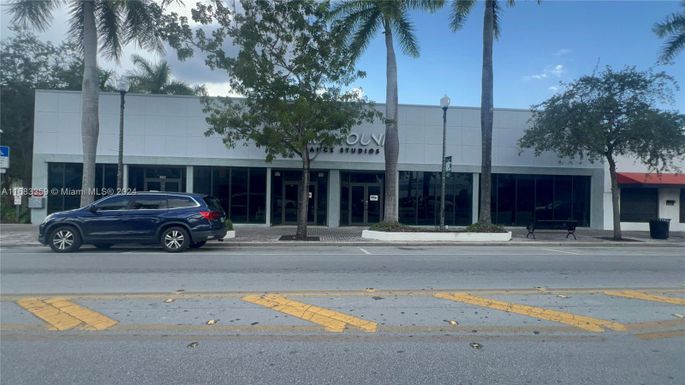 112 N Krome Ave, Homestead FL 33030