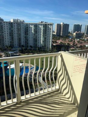 19201 Collins Ave # 1132, Sunny Isles Beach FL 33160