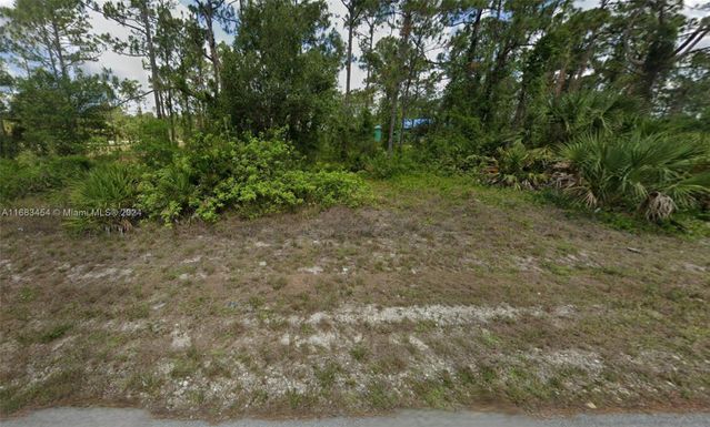 192 MORAINE AVE S, Lehigh Acres FL 33974