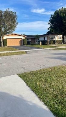 7631 SW 146th Ave, Miami FL 33183