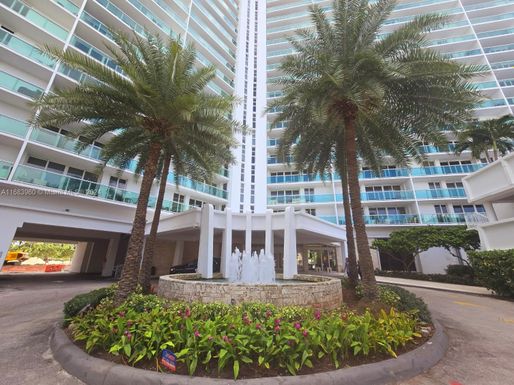 100 Bayview Dr # 322, Sunny Isles Beach FL 33160