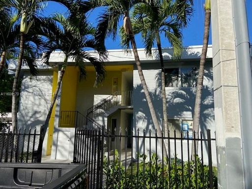 828 SW 20th Ave # 6, Miami FL 33135