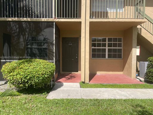 10476 NW 8th St # 104, Pembroke Pines FL 33026