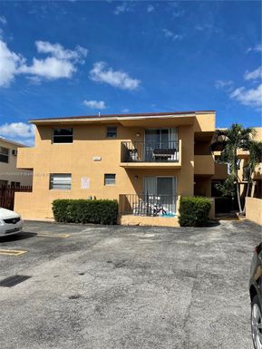 1241 NW 6 St # 5, Miami FL 33125