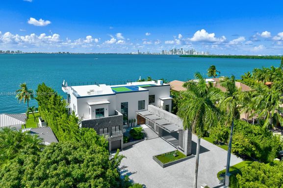 330 Harbor Dr, Key Biscayne FL 33149