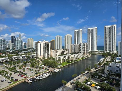 500 Bayview Dr # 1723, Sunny Isles Beach FL 33160