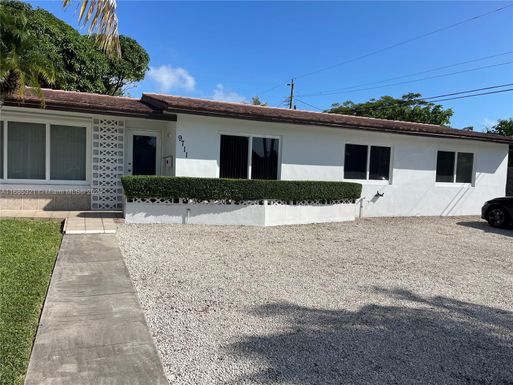 9711 SW 162nd St, Miami FL 33157