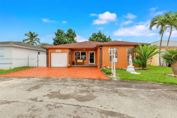 29959 SW 158th Pl, Homestead FL 33033