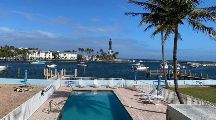 2508 Bay Dr # 12, Pompano Beach FL 33062