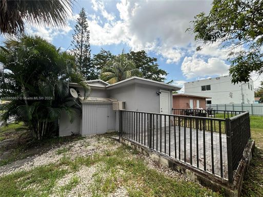 729 NW 19th Ave # B, Fort Lauderdale FL 33311