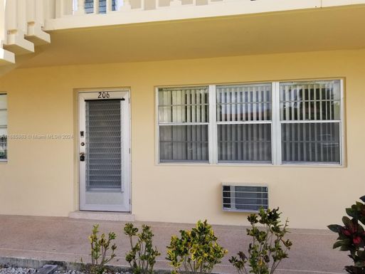 206 Sheffield I # 206, West Palm Beach FL 33417