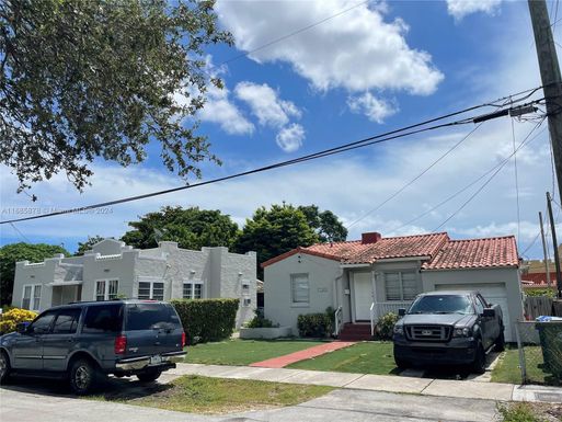 2380 NW Flagler Ter, Miami FL 33125