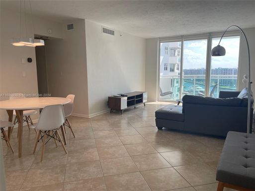 3001 S Ocean Dr # 1037, Hollywood FL 33019