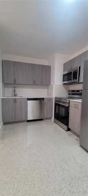 43 Glen Royal Pkwy # 7, Miami FL 33125