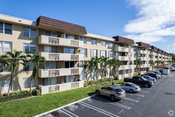 1800 Sans Souci Blvd # 404, North Miami FL 33181